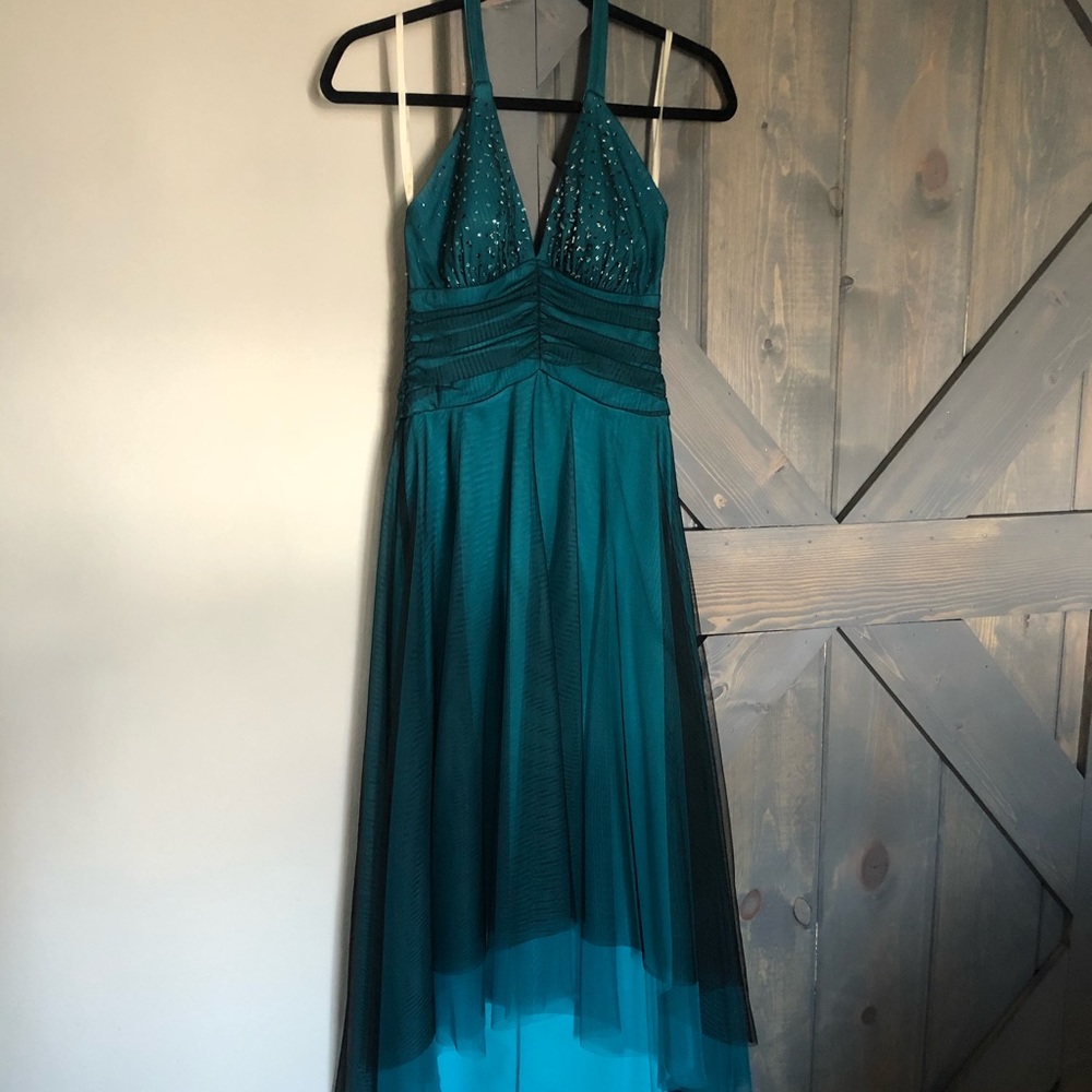 Juniors size 5, teal colored high-low dress